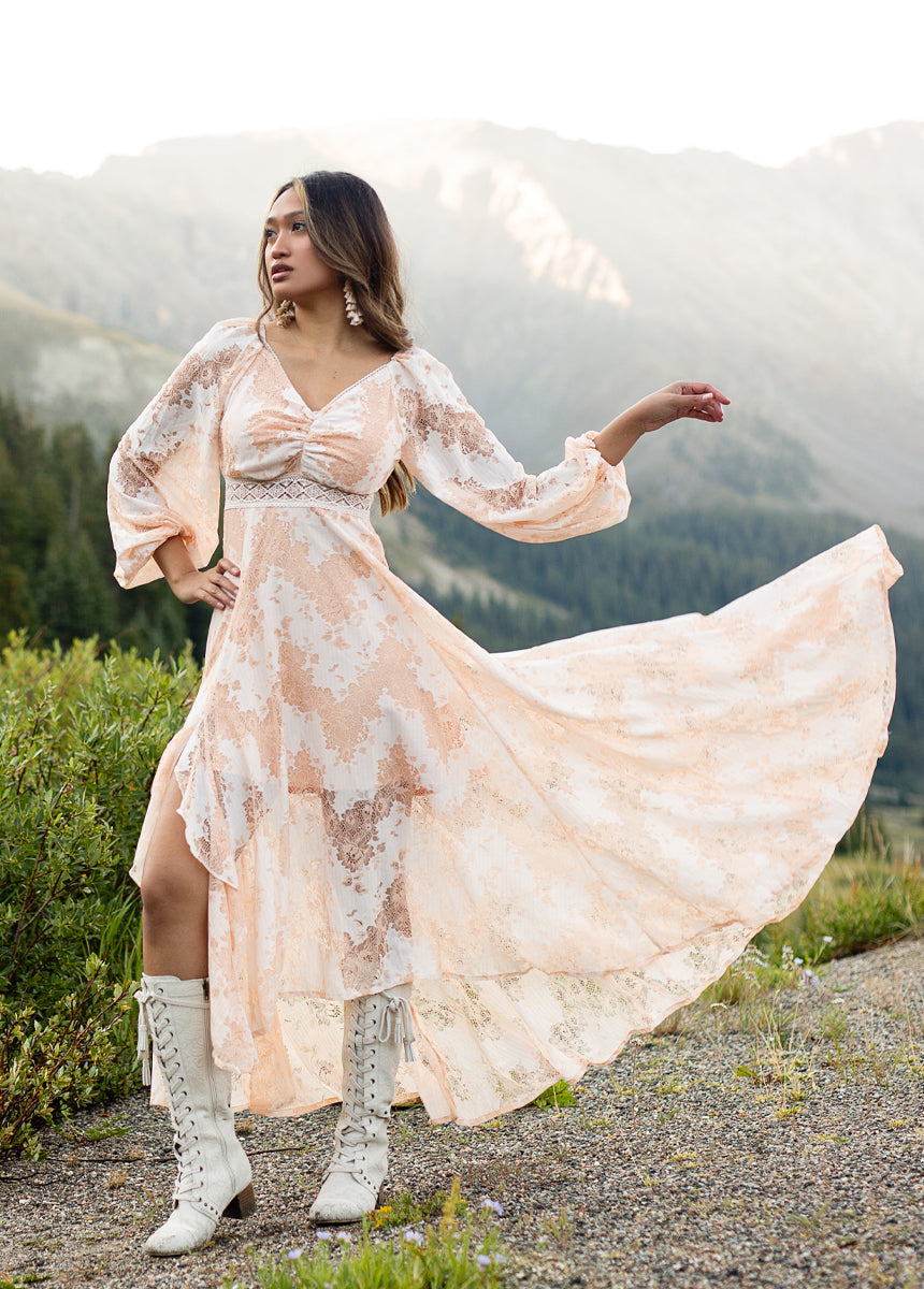 Women Isabella Dress in Shell