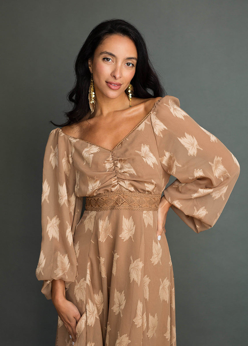 Women Isabella Dress in Latte