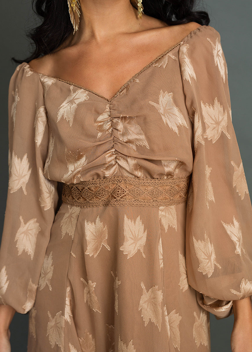 Women Isabella Dress in Latte